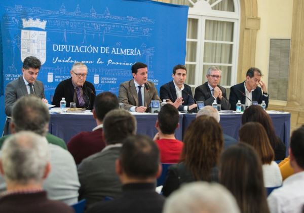 Crece la inversión en los 103 municipios con los planes provinciales