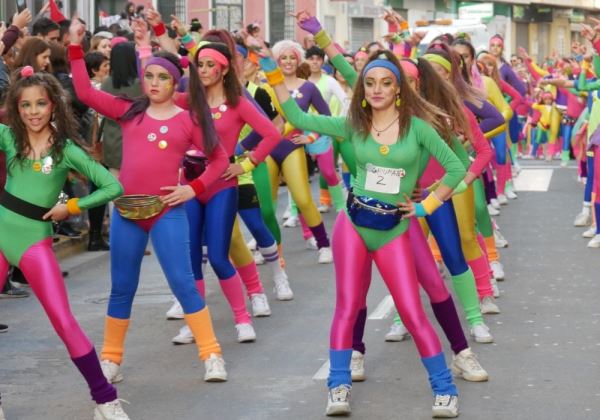 La ciudad de Adra vive con fervor su gran día de Carnaval