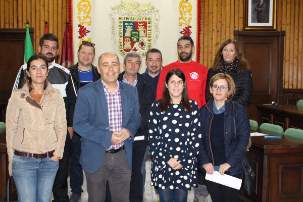 El Ayuntamiento huercalense ayuda a 10 nuevos emprendedores más en su inicio