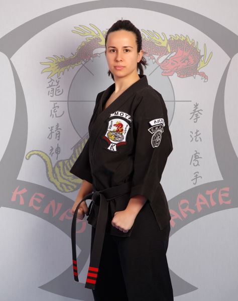 Una abulense, primera mujer española  en ser árbitro internacional de kenpo