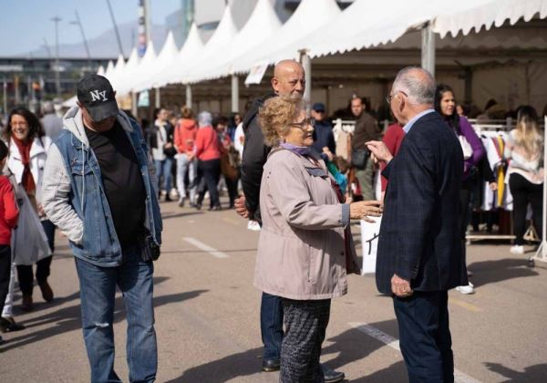 El comercio roquetero vuelve a exhibir su calidad en el Mercado de Saldos de invierno
