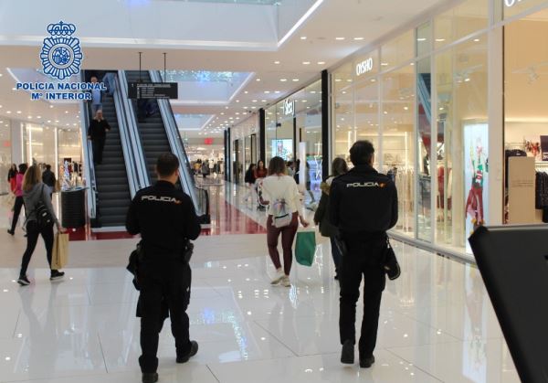 La Policía Nacional detiene a una 
