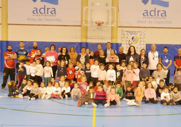 El alumnado de Educación Infantil del CEIP Abdera disfruta de una jornada saludable