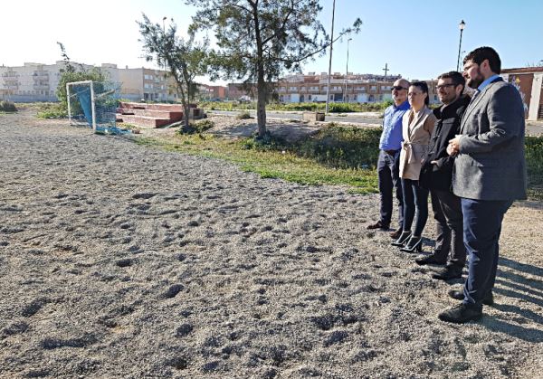 El Ayuntamiento de Roquetas prevé la remodelación de las pistas deportivas de las 200 Viviendas
