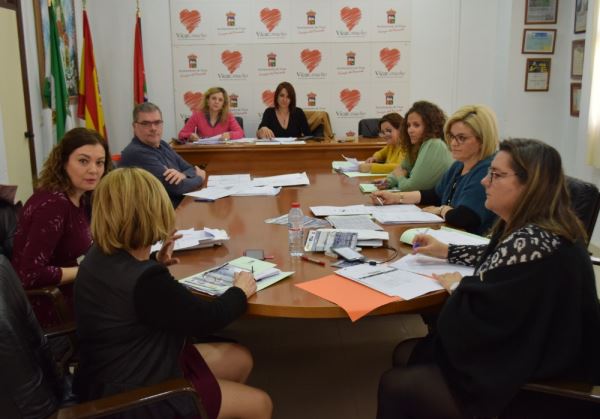 Las almerienses María Victoria López Jiménez y Cristina López Ferre, ganadoras del XXIII Certamen 'Mujer y Literatura'