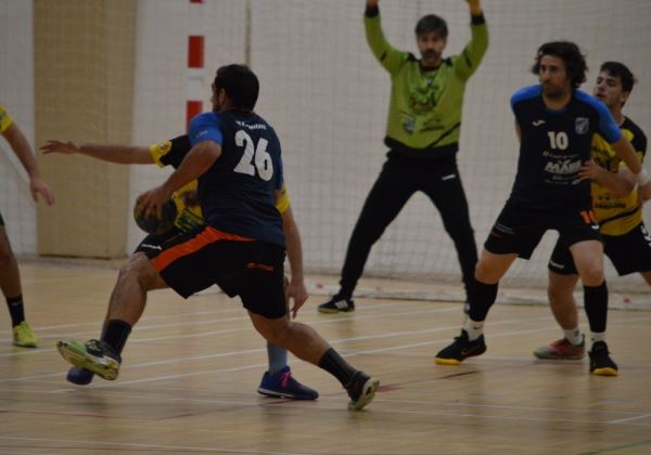 Balonmano Cantera Sur cae ante Balonmano Málaga-CM Norte