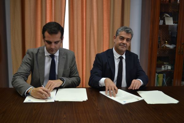 Acuerdo entre la UAL y el Consistorio almeriense para gestionar la Biblioteca Central