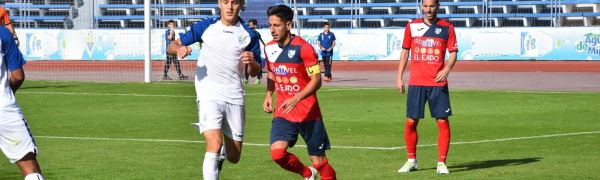 El CD El Ejido cae 2-0 en Marbella y continúa sin conocer la victoria fuera de casa