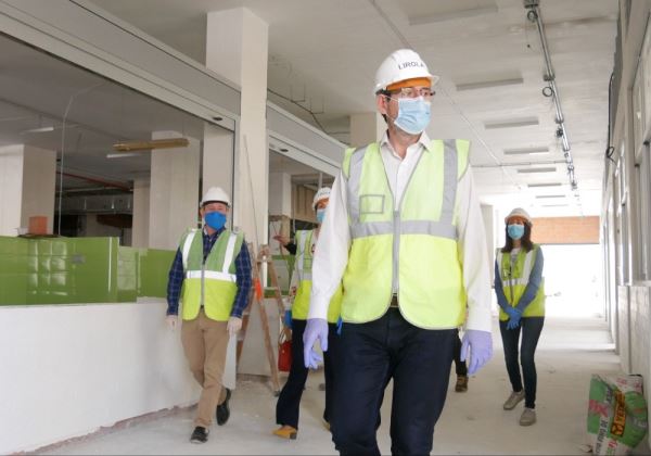 Las obras del Mercado de Adra siguen su curso 
