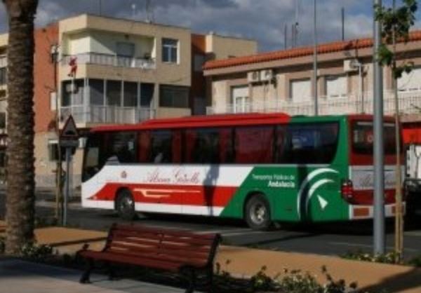 Los autobuses interurbanos de Vícar recuperan su frecuencia pre-confinamiento
