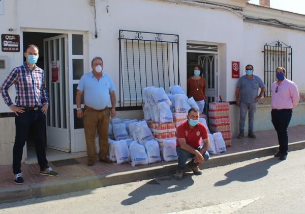 Agrupapulpí dona 1000 kilos de alimentos a Cáritas