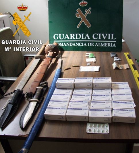 La Guardia Civil desmantela un activo punto de venta de drogas en Adra