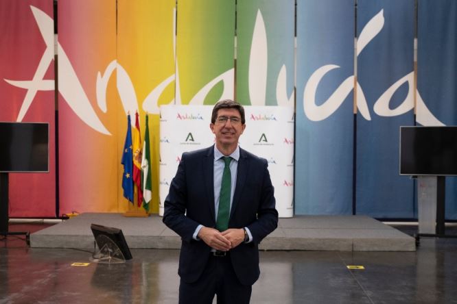 Las playas y puertos de Almería consiguen 33 banderas azules
