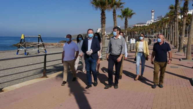 Adra renueva sus cuatro Banderas Azules y mantiene el único Sendero Azul de Almería