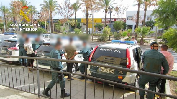Detenidos cinco jóvenes en La Mojonera acusados de 22 delitos desde 2014