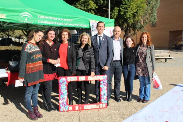 Andalucía logra que el 94% de personas con infección VIH mantenga una carga viral indetectable