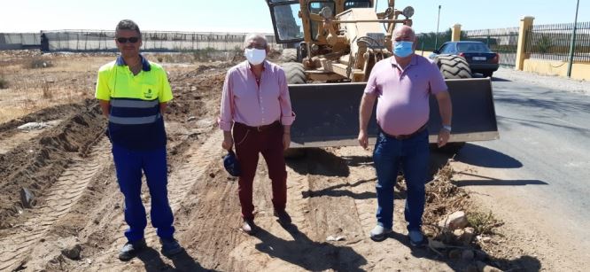 Vícar recibe el apoyo de la Diputación para arreglar caminos