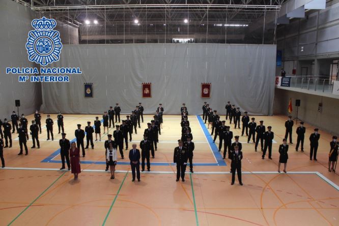 44 policías juran el cargo en Almería