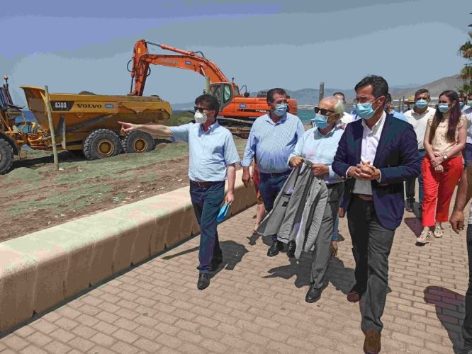 Finalizan las obras de aportación de arena en el litoral ejidense