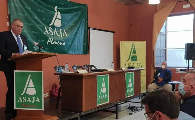 Antonio Navarro es elegido nuevo presidente de Asaja Almería