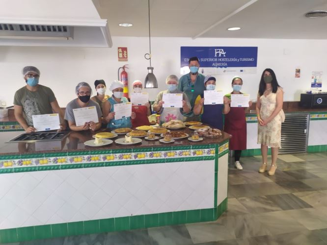 Finalizan dos cursos de hostelería del Centro de la Mujer de El Ejido