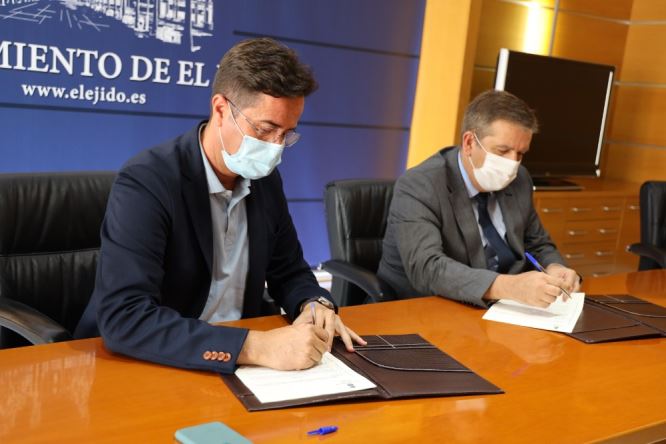 Ayuntamiento de El Ejido y Hospital de Poniente desarrollarán un programa de intervención sociosanitaria