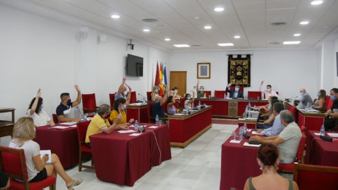 Adra rechaza reducir los días de pesca en 2020