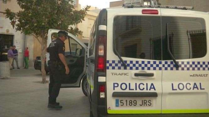 Roquetas crea un grupo policial especializado frente al Covid-19