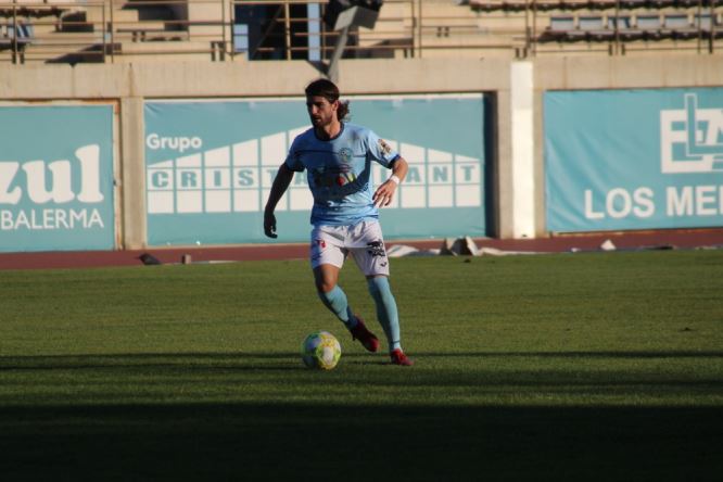 Álex Moreno renueva con el CD El Ejido