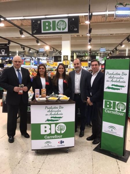 La Junta promociona los alimentos ecológicos en los Carrefour de El Ejido y Almería