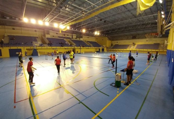 Adra acoge este sábado un torneo de bádminton con la participación de 40 deportistas