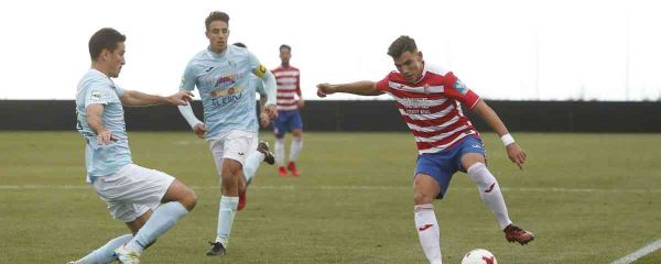 El CD El Ejido empata sin goles ante el Granada B pero arranca un valioso punto fuera de casa