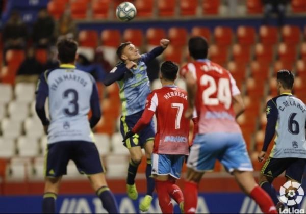 El Almería comenzará la Liga en el Anxo Carro de Lugo