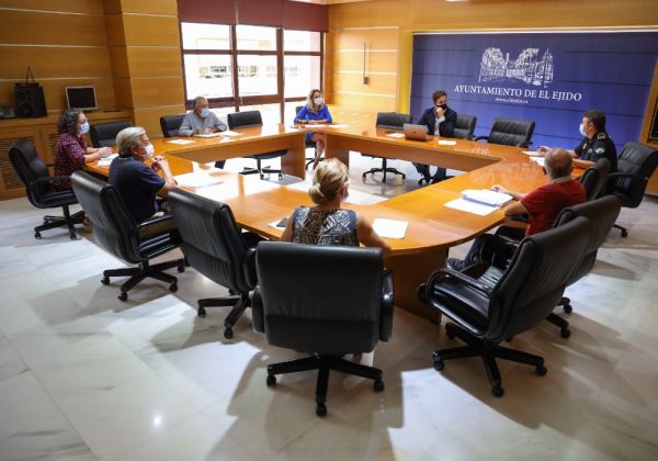 El Ejido levanta 120 informes de incidencias por incumplimiento del asilamiento o por casos no localizados de positivos en Covid-19