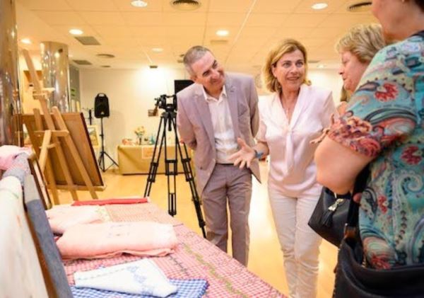 La capital aplaza las actividades programadas en los Centros Vecinales por seguridad