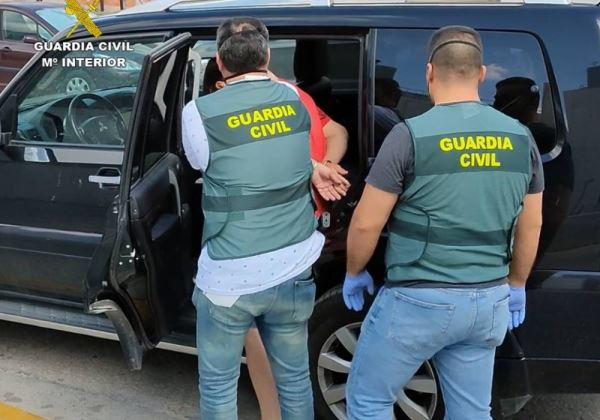 La Guardia Civil detiene en Olula del Río un peligroso delincuente