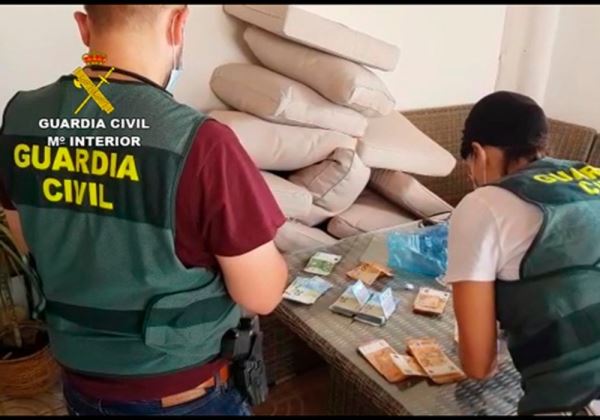 La Guardia Civil desarticula una organización criminal dedicada a la exportación de droga