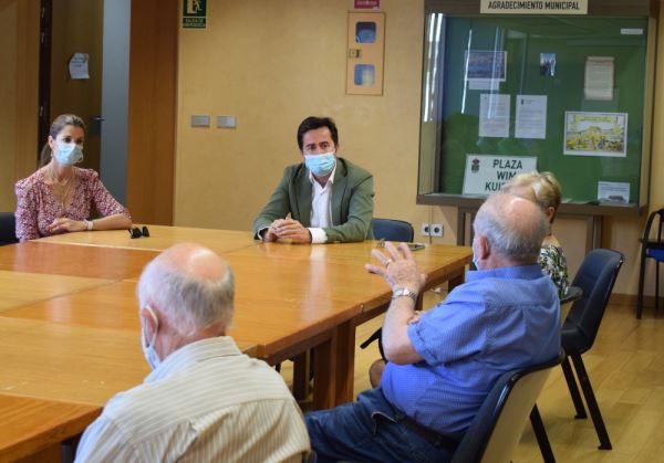 El alcalde de El Ejido agradece a los mayores su importante contribución al municipio