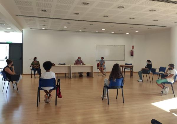 Vícar reclama reducir la ratio en las aulas de los centros educativos