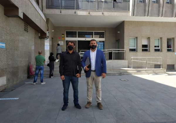 Cs Roquetas propone la adquisición de mascarillas transparentes para el personal de atención al público