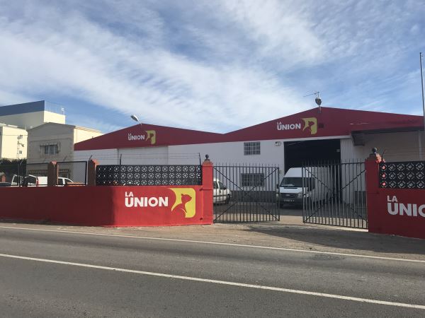Alhóndiga La Unión abre unas nuevas instalaciones en La Cañada y se consolida en tomate