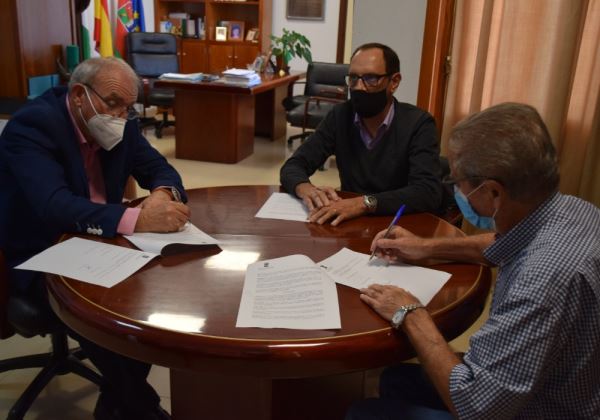 Eurosol entrega frutas y hortalizas a la Escuela Infantil Municipal Las Azucenas