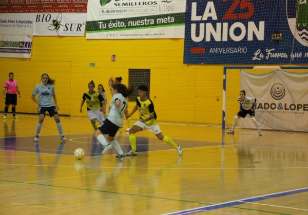 El sénior Femenino del CD El Ejido Futsal se impone 9-8 a Monachil