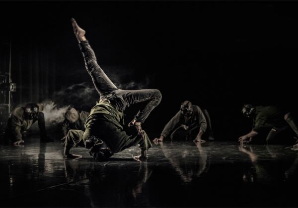 La danza experimental ‘Sinestesia’ llega este viernes al Teatro Ciudad de Berja