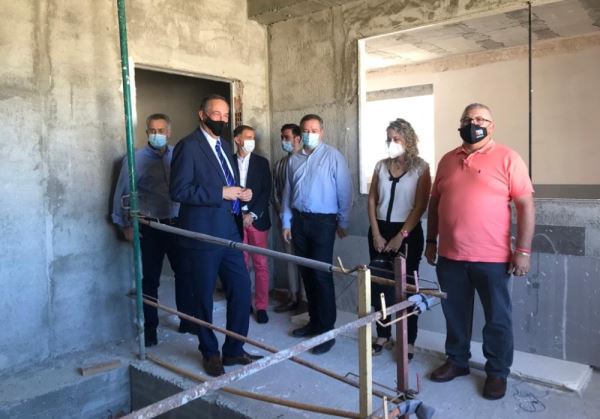 La Junta invierte en Almería 1,8 millones como primer pago del PFEA