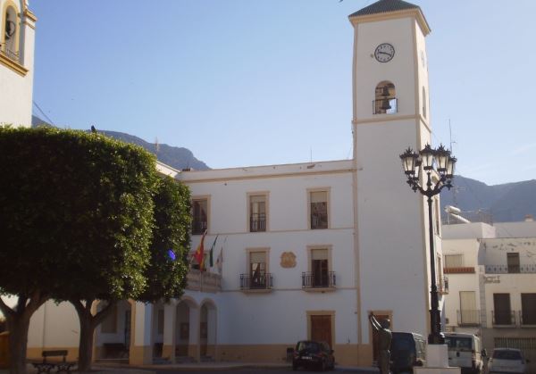 Dalías saca la convocatoria de dos nuevas plazas para la Policía Local