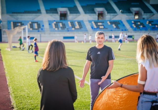 El equipo roquetero de fútbol femenino de la Fundación MAAVi, finalista en los Premios Iberdrola SuperA