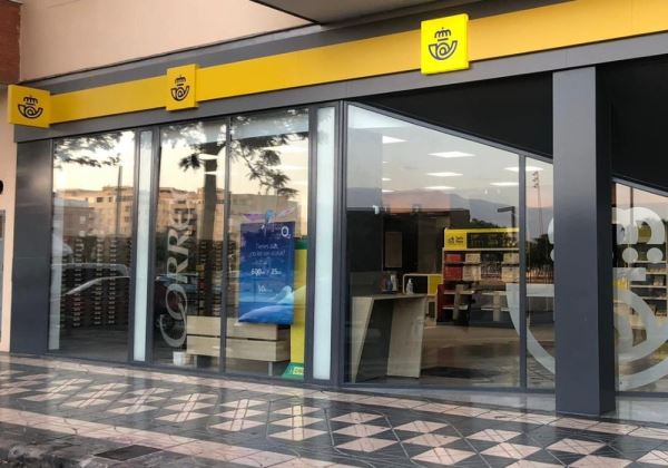 Correos amplía el servicio de las oficinas de Roquetas de Mar y El Ejido