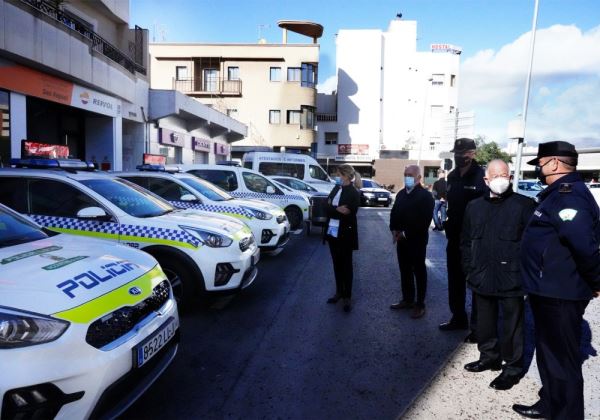 Siete nuevos vehículos de última generación para la Policía Local de Roquetas