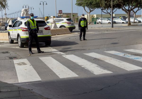 La Policía Local de Adra inicia una campaña de control de alcoholemia y drogas